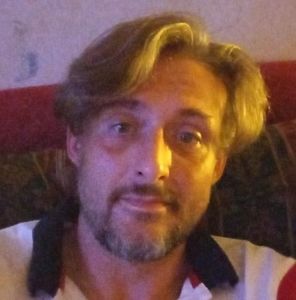 Meet your Posher, Dustin